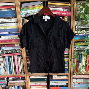 Cloth and Stone (Anthropologie) textured black short sleeved blouse